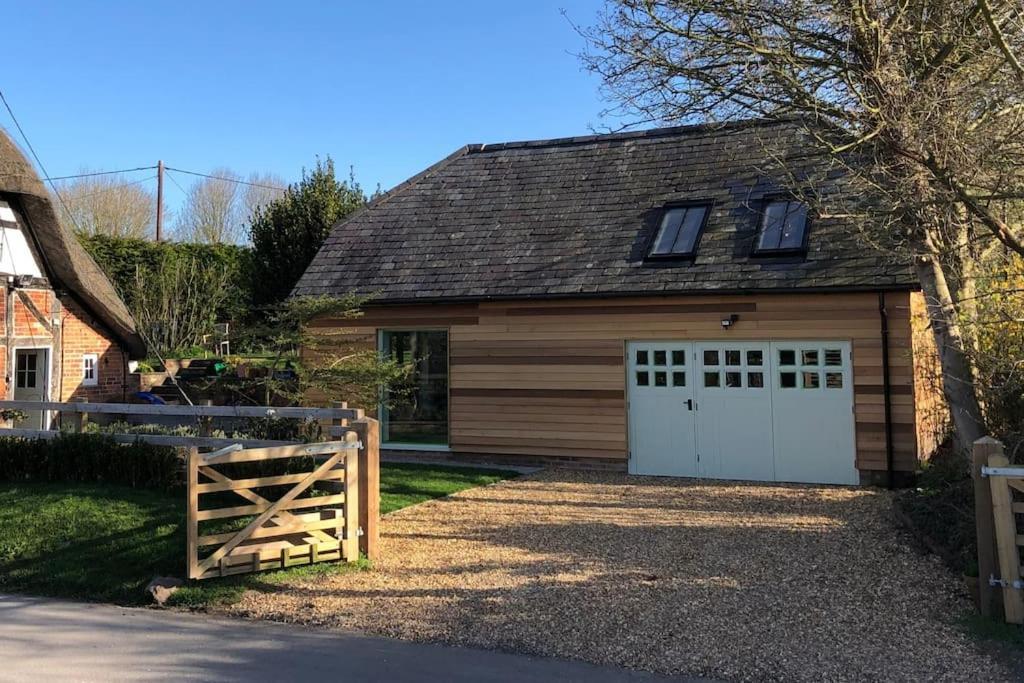 Stylish Cottage In The Pewsey Vale مارلبوره المظهر الخارجي الصورة