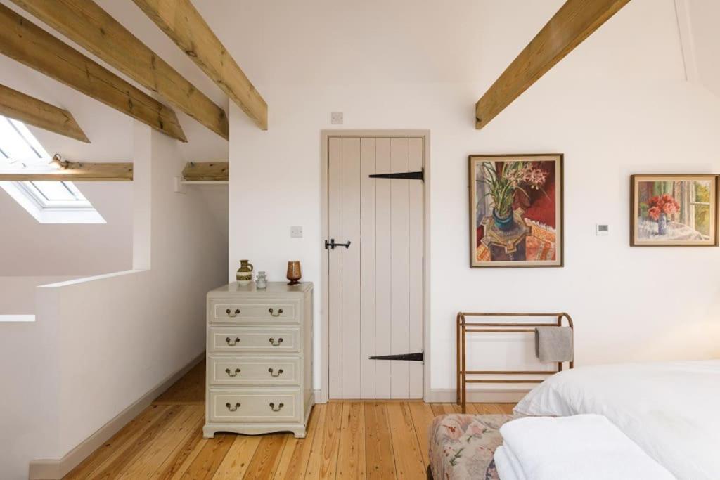 Stylish Cottage In The Pewsey Vale مارلبوره المظهر الخارجي الصورة